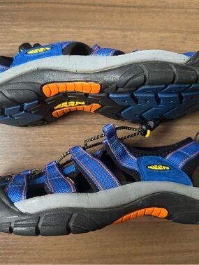 Keen Sandals Shoes Womens Size 8 38.5 Blue Fisherman Waterproof Hiking Outdoor